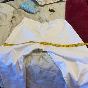 Soft Surroundings Metro White Denim Pull On Jeans/Jeggings Size P/S